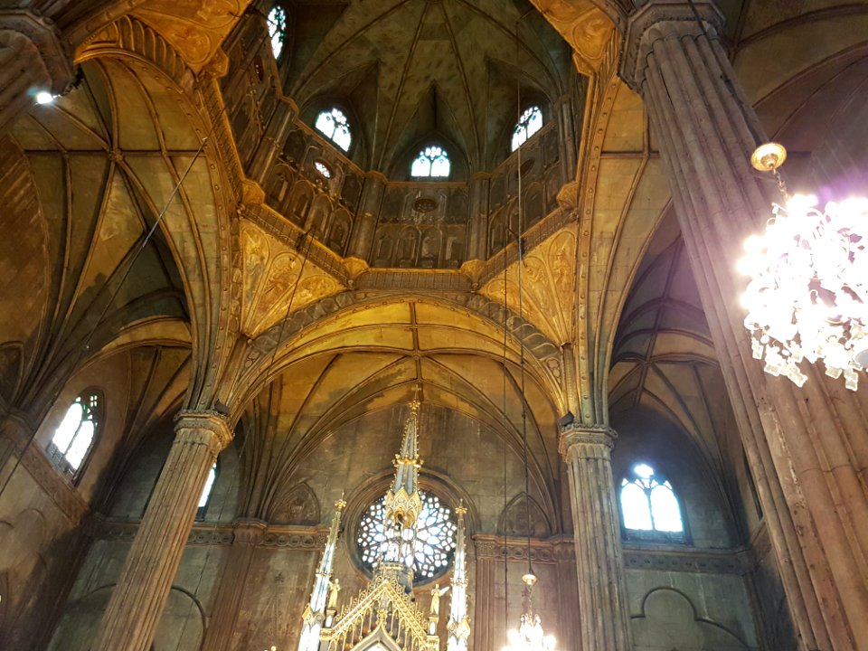 Basilica of San Sebastian (Manila, Philippines) 01
