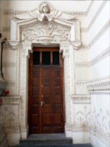 Basilique Notre-Dame de Fourvière - Tour de la Force - Porte d'entrée