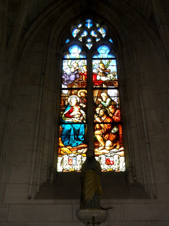 Basilique Notre-Dame de Cléry vitrail adoration
