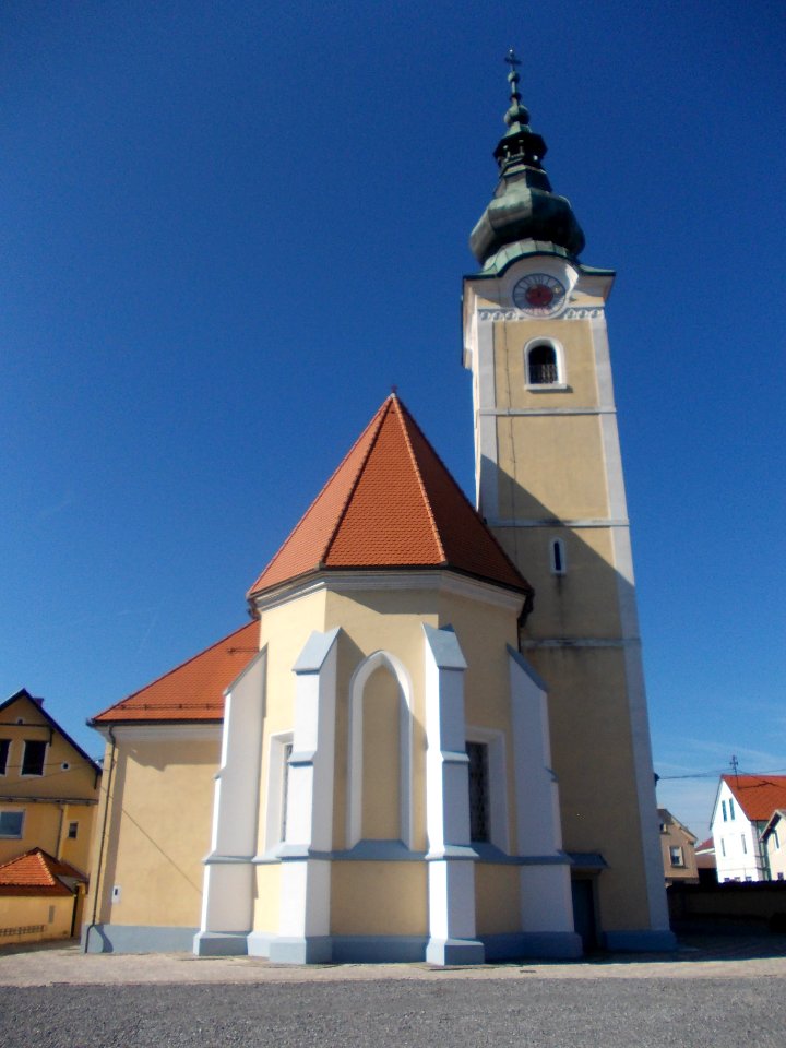Basilica of the Visitation, Petrovče 02