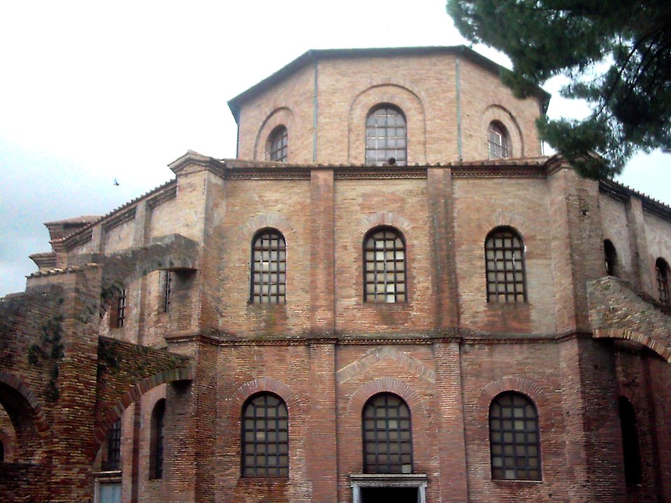 Basilika San Vitale 1