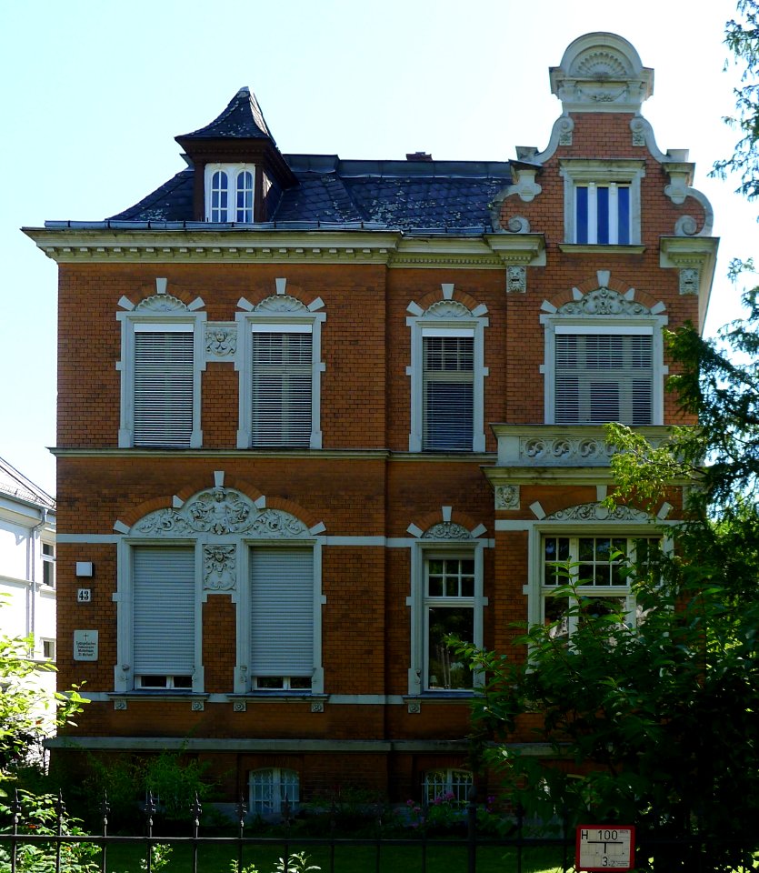 Baseler Straße 43 (Berlin-Lichterfelde)