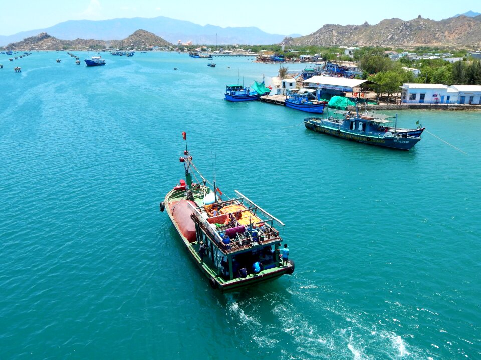 Ship travel transportation
