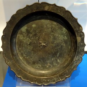 Basin, China, Yuan dynasty, 1271-1368, bronze - Royal Ontario Museum - DSC04162