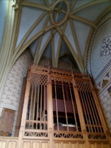 Basilique Saint-Martin d'Ainay - Arrière de l'orgue dans la chapelle Saint-Michel