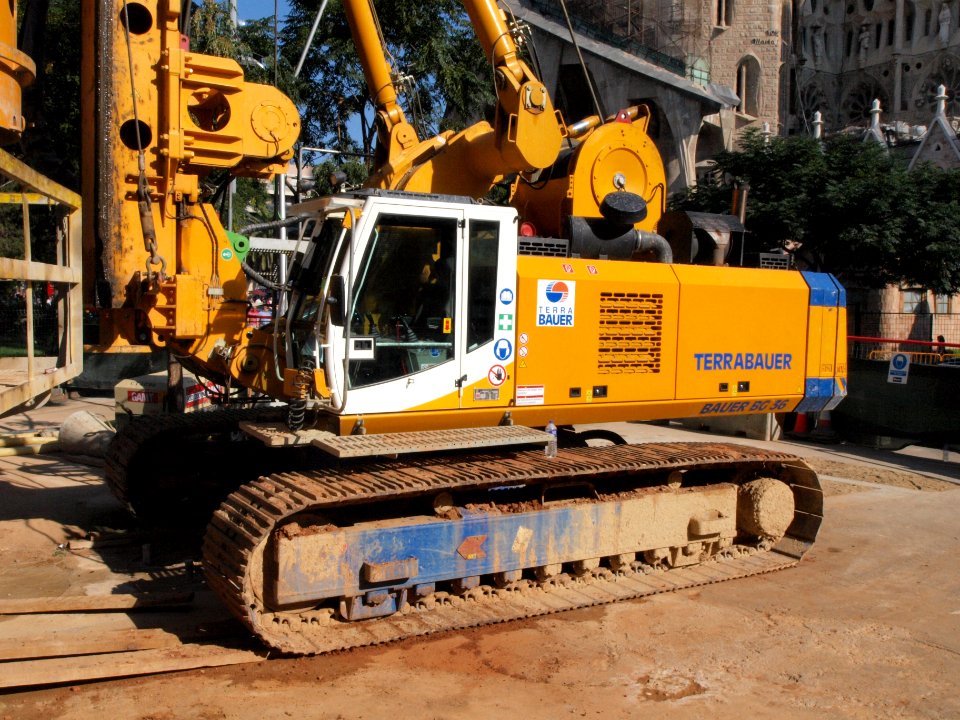 BAUER BG 36 - Drilling Rig new price 2007 995000euros