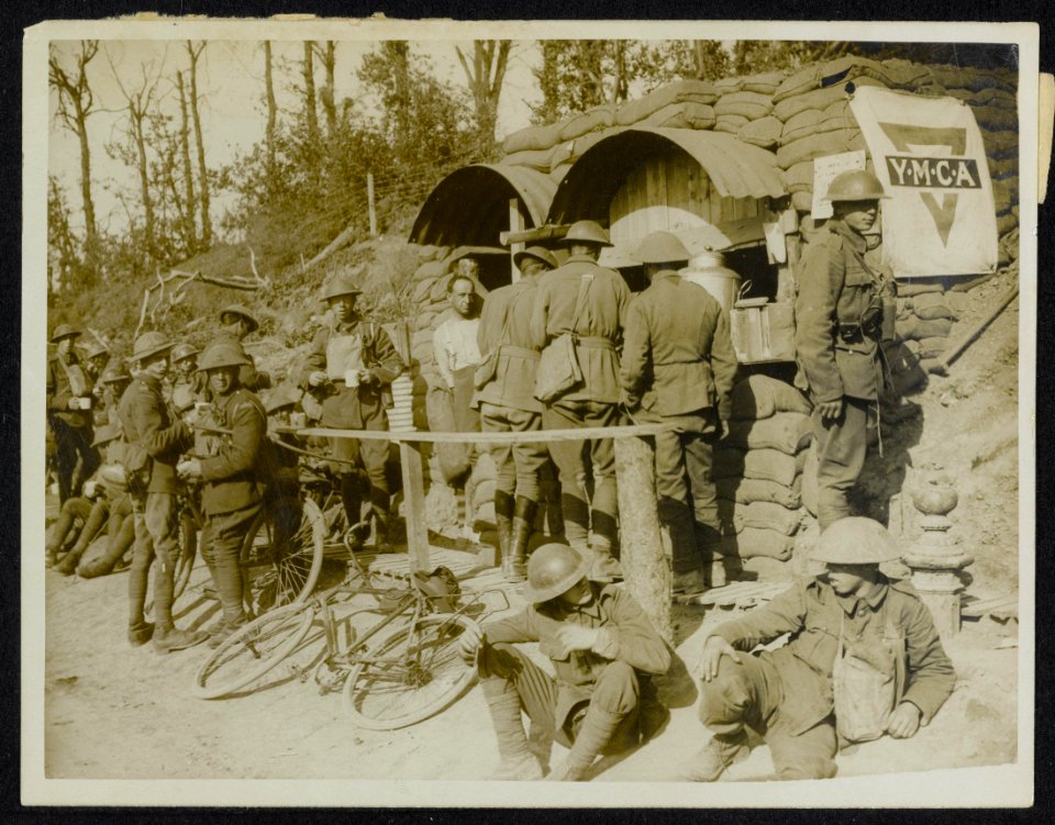 Battle of Menin Road. A great boon to our men. A Y.M.C.A. that is well under she, Bestanddeelnr 158-1316