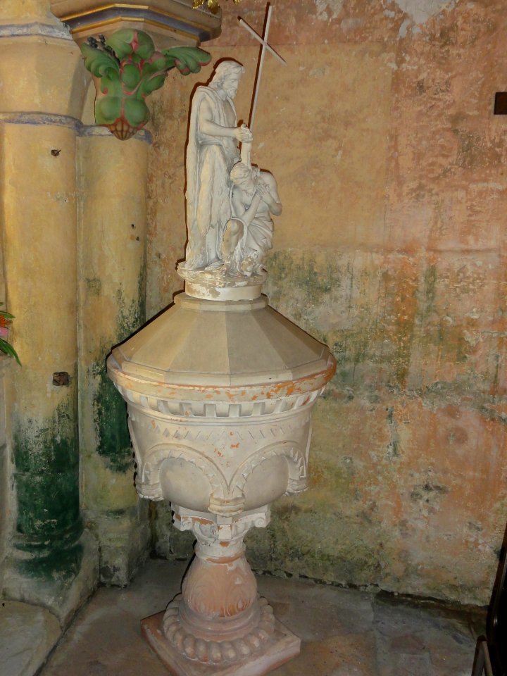 Baudonvilliers (Meuse) église, statue fonts baptismaux