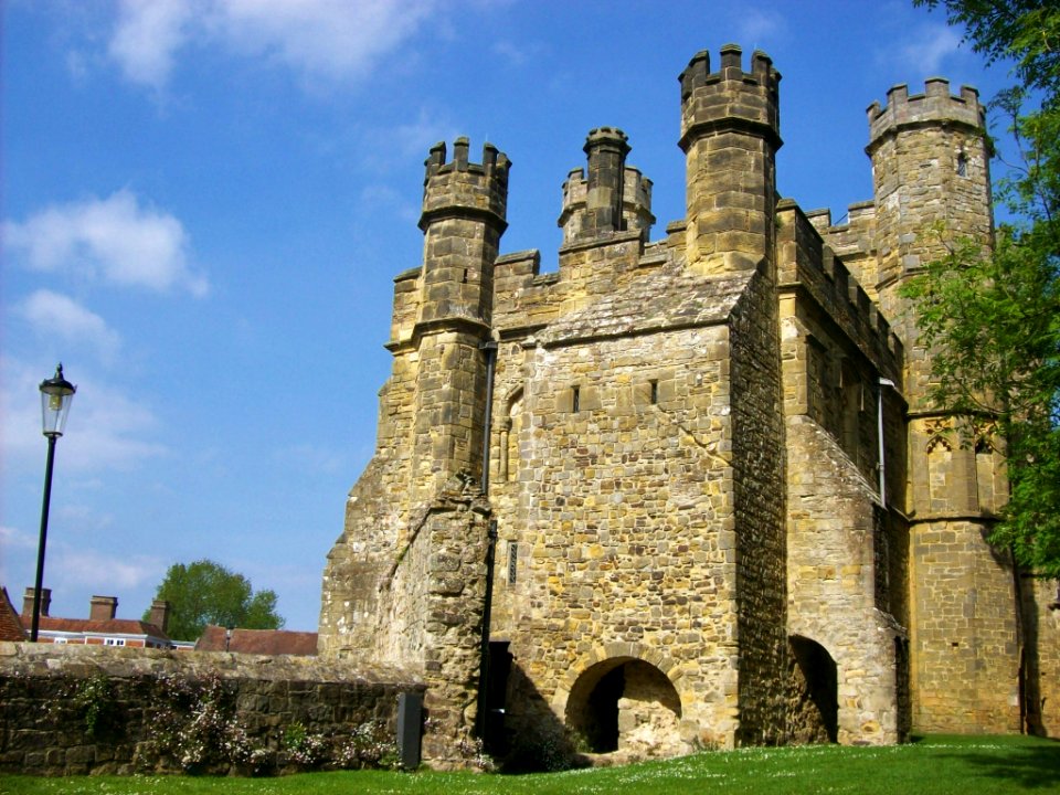 Battle Abbey gatehouse from west