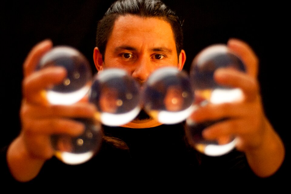 Balls hands entertainment