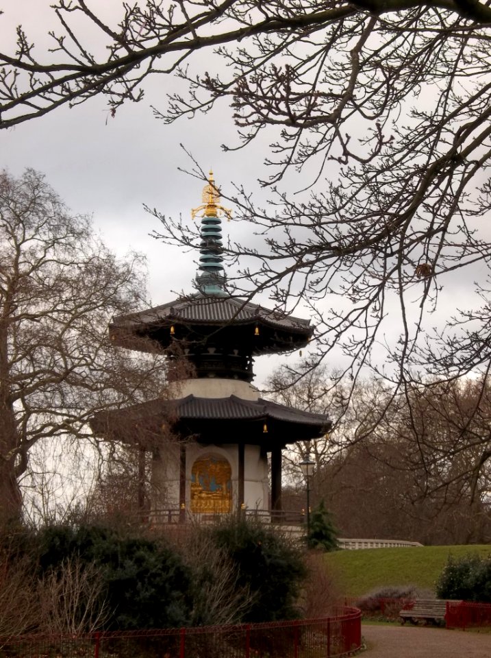 Battersea Park Peace Pagoda 35