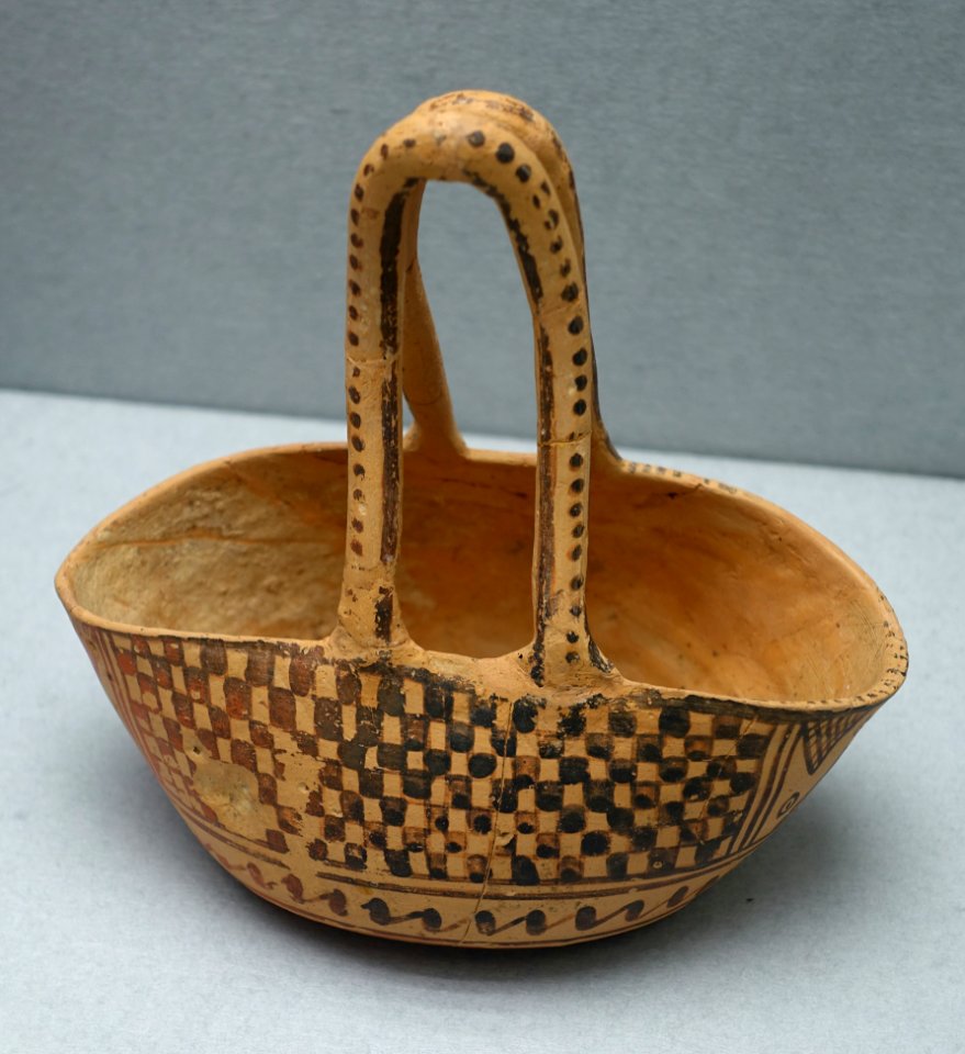 Basket figurine, Attic, Late Geometric period, 750-735 BC, H 5337 - Martin von Wagner Museum - Würzburg, Germany - DSC05660