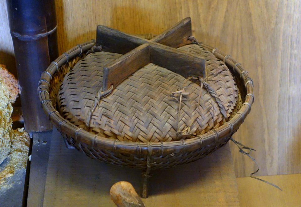 Basket for cooked rice, Muong - Vietnam Museum of Ethnology - Hanoi, Vietnam - DSC02712