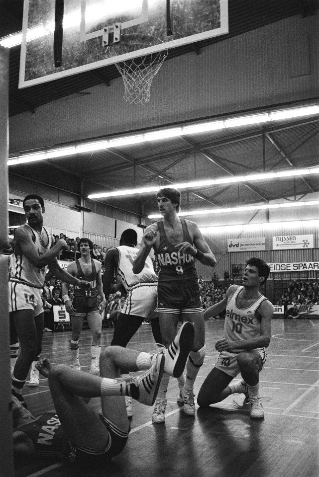 Basketbal, Elmex tegen Nashua diverse spelmomenten, Bestanddeelnr 932-8267