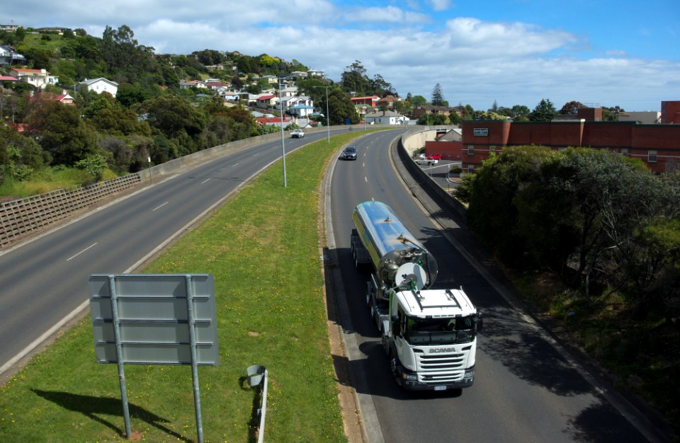 Bass-Highway-Burnie-20161206-001