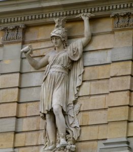 Bas-relief sur un mur du Sénat