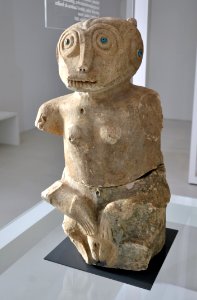 Basel Museum der Kulturen Statue funéraire Indonésie 25102013 2