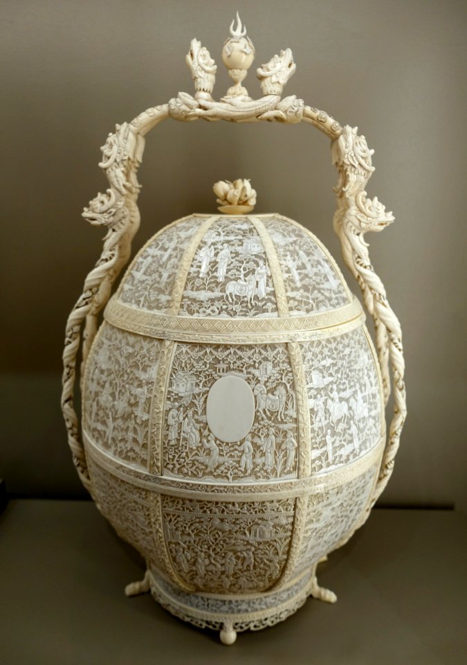 Basket, Guanzhou, China, 1800-1815 AD, ivory - Peabody Essex Museum - Salem, MA - DSC05250