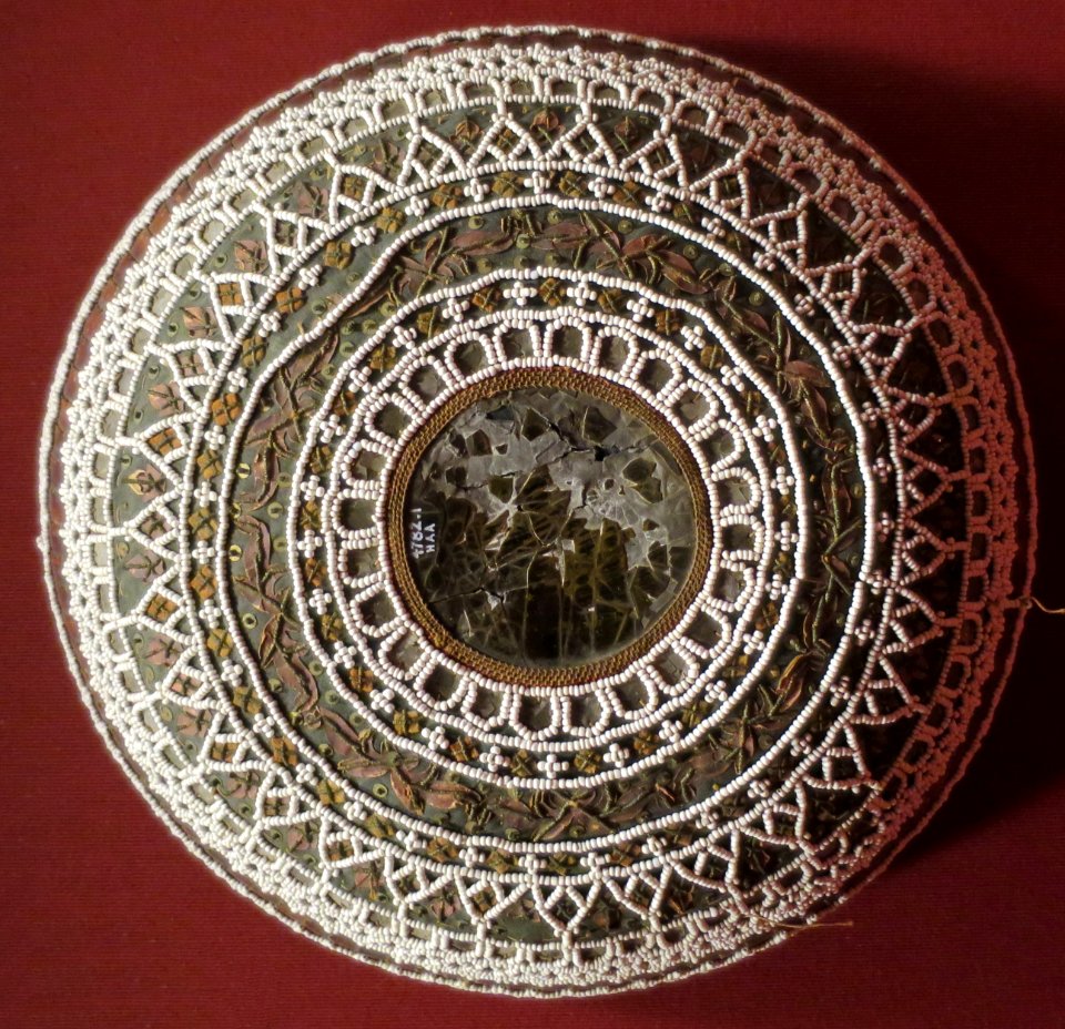 Basketry covering for food offering, Bali, Honolulu Museum of Art