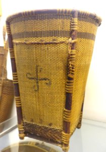 Basket, Giarai people, bamboo, rattan - Museum of Vietnamese History - Ho Chi Minh City - DSC05771