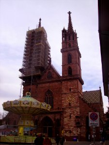 Basel Münster Front 2