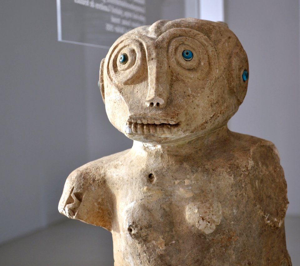Basel Museum der Kulturen Statue funéraire Indonésie 25102013 4