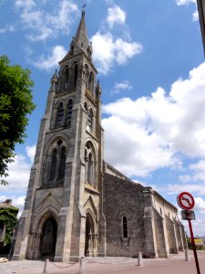 Bassens (Gironde) église Saint-Pierre, tour PA00083126