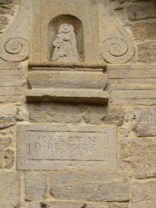 Baslieux (Meurthe-et-M.) chapelle N.D. de Bonté, stuatue de la façade