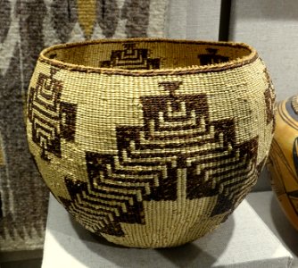 Basket, Hat Creek, California, 19th to mid 20th century - Spurlock Museum, UIUC - DSC05926