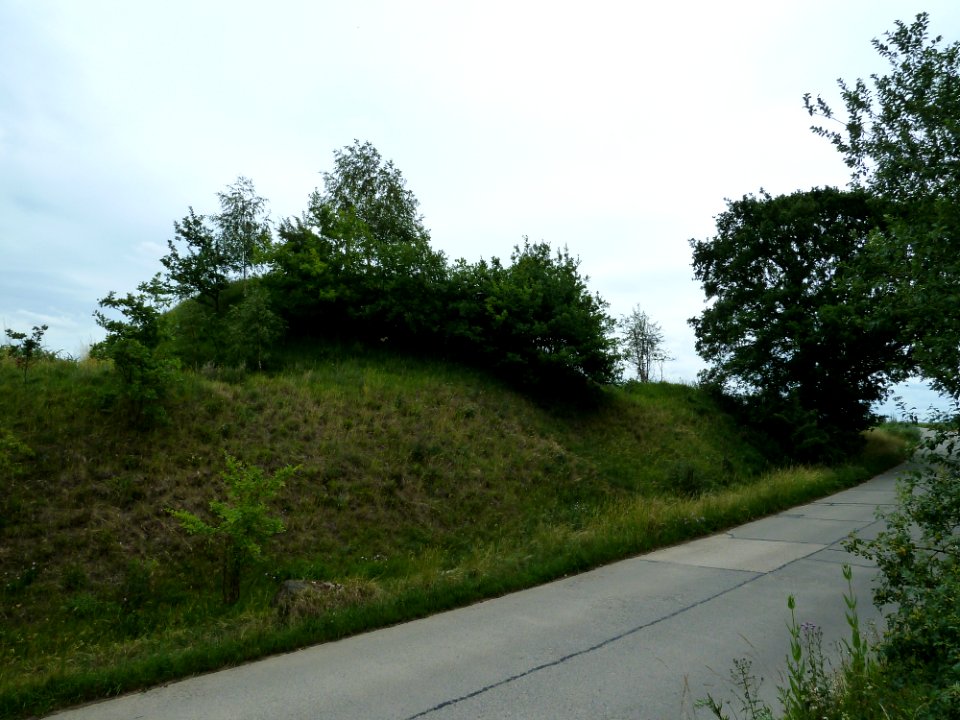 Bassenge-Tumulus van Emael (5)