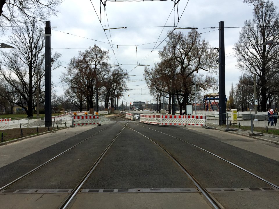 Baustelle Albertbrücke Dresden Straßenbahnumleitung Sachsenallee
