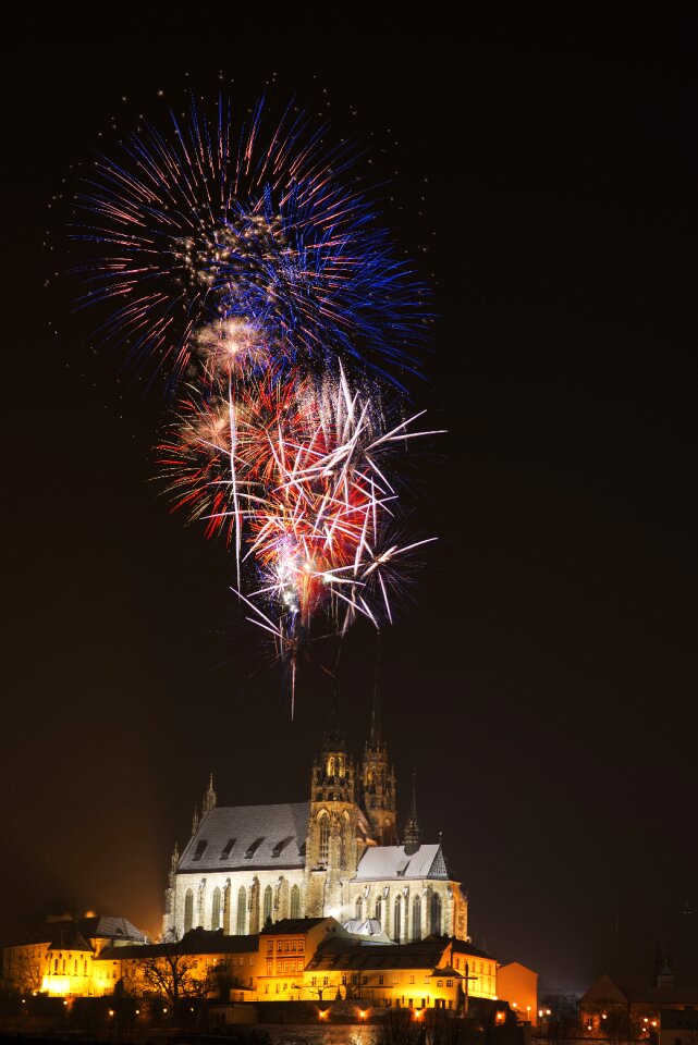 Night new year radiant