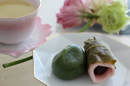 Sakuramochi cherry tree rice cake peach