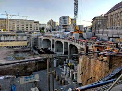 Baustelle Stuttgart 21 gesehen vom Karoline-Kaulla-Weg Blickrichtung Südwesten