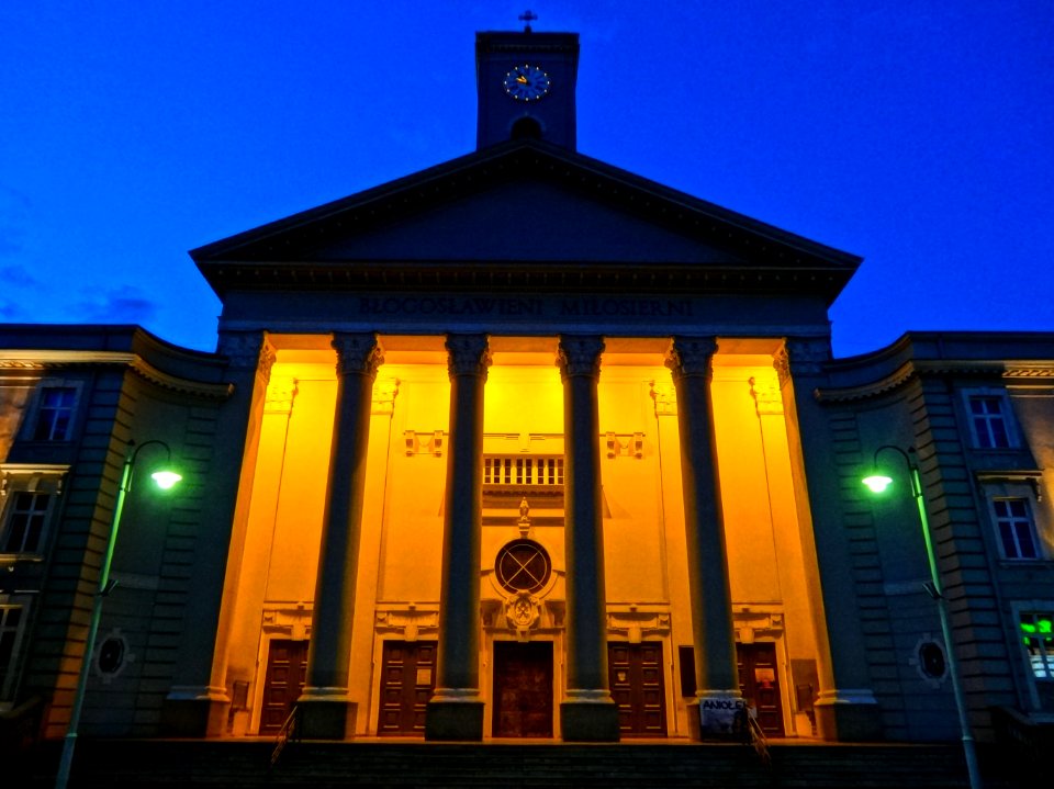 Bdg Bazylika noc 9 07-2013