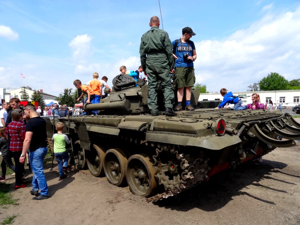 Bdg Air Fair tank8 5-2016