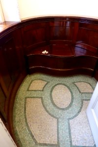 Bathroom - Harewood House - West Yorkshire, England - DSC01717