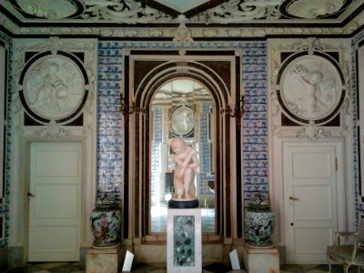 Bathing Room of the Palace on the Water 01 photo