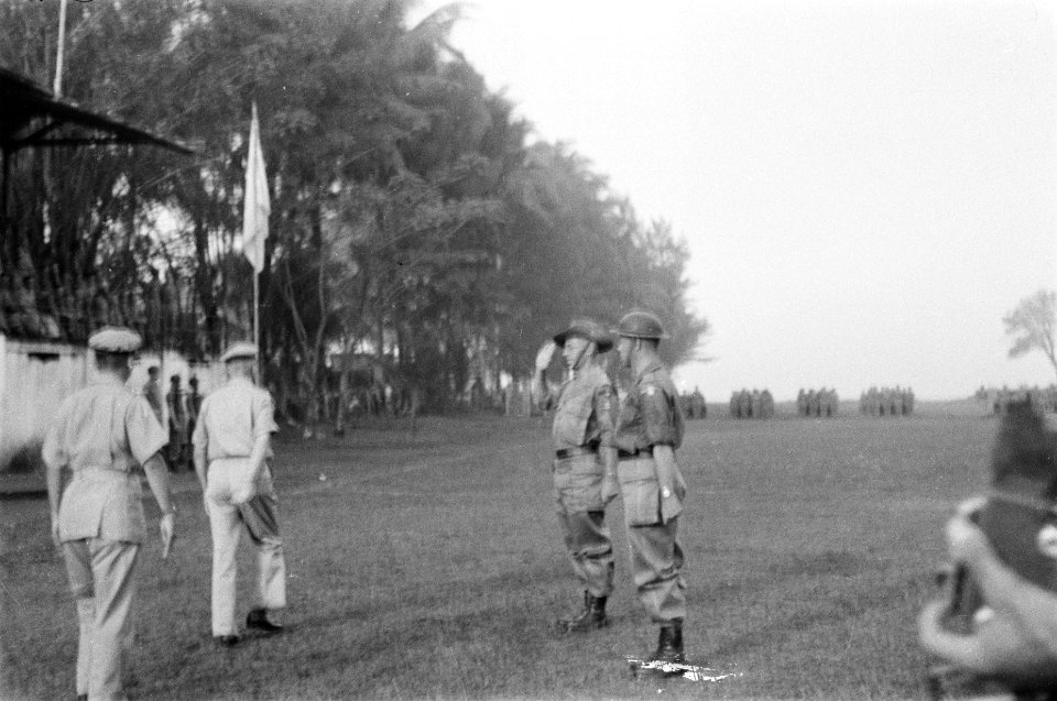Bataljon Zeeland (II-14 R.I.) van de U-Brigade neemt afscheid. Inspectie door , Bestanddeelnr 480-3-3
