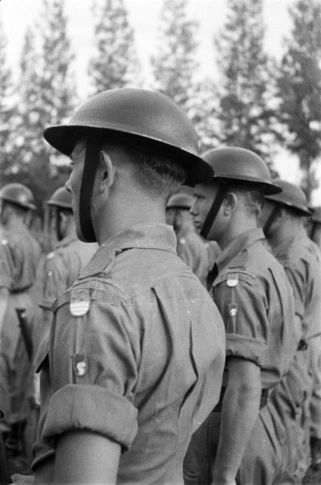 Bataljon Zeeland (II-14 R.I.) van de U-Brigade neemt afscheid., Bestanddeelnr 480-4-5