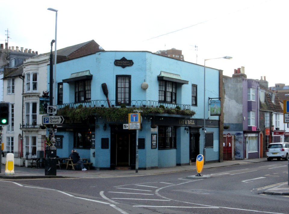 Bat and Ball pub, 51 Ditchling Road, Brighton (March 2016) (1)