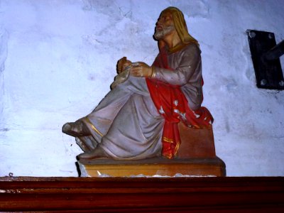 Bayenghem-lès-Éperlecques (Pas-de-Calais) église, statue