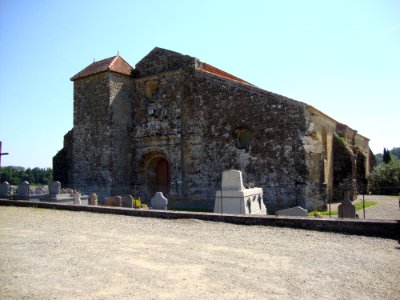 Bassoues (Gers) Basilique St.Fris, extérieur