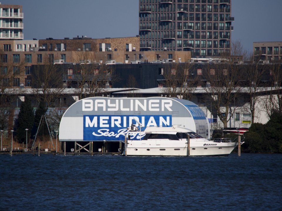 Bayliner Meridian, Zuiderzeeweg