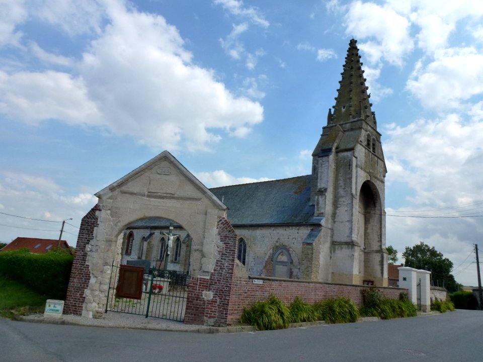 Bayenghem-lès-Éperlecques (Pas-de-Calais) église Saint-Wandrille (02)