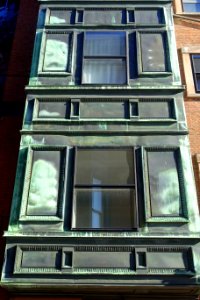 Bay windows - Beacon Hill - Boston, MA - DSC02139
