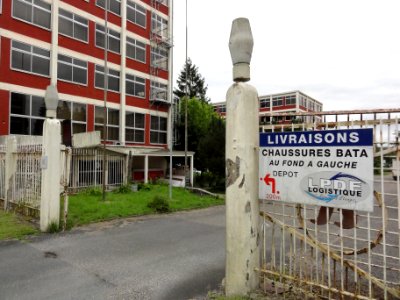 Bataville (Moselle) complexe industriel (04) portail principal