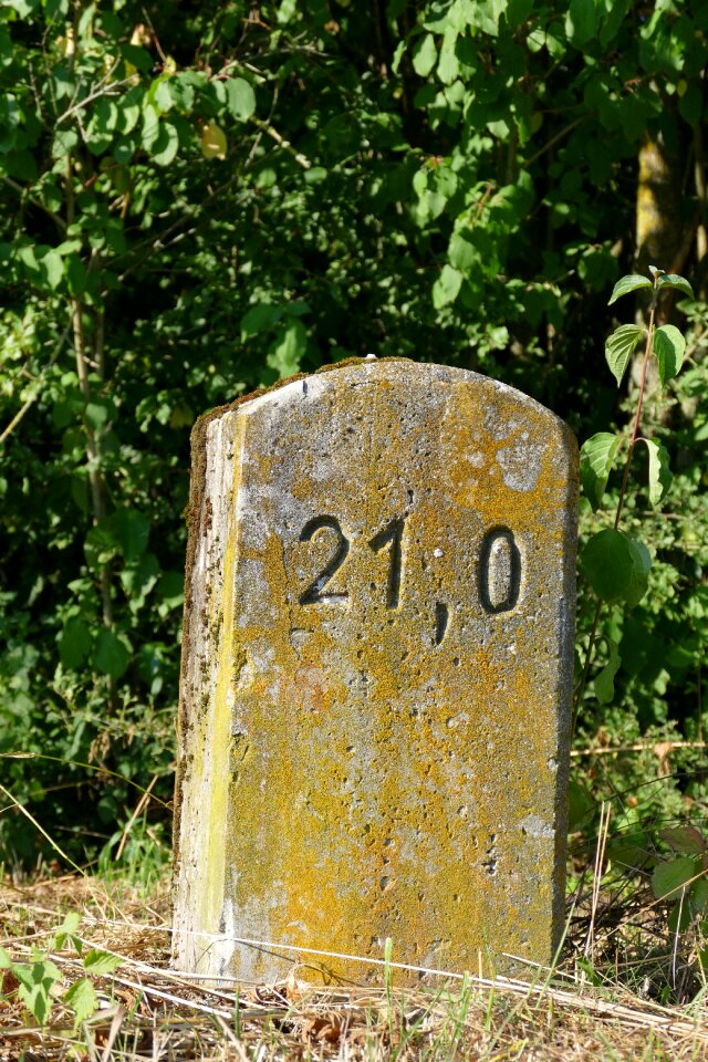 Mark stone signpost
