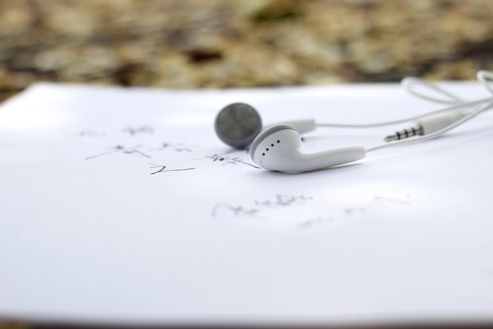 Headphones campus chunhua
