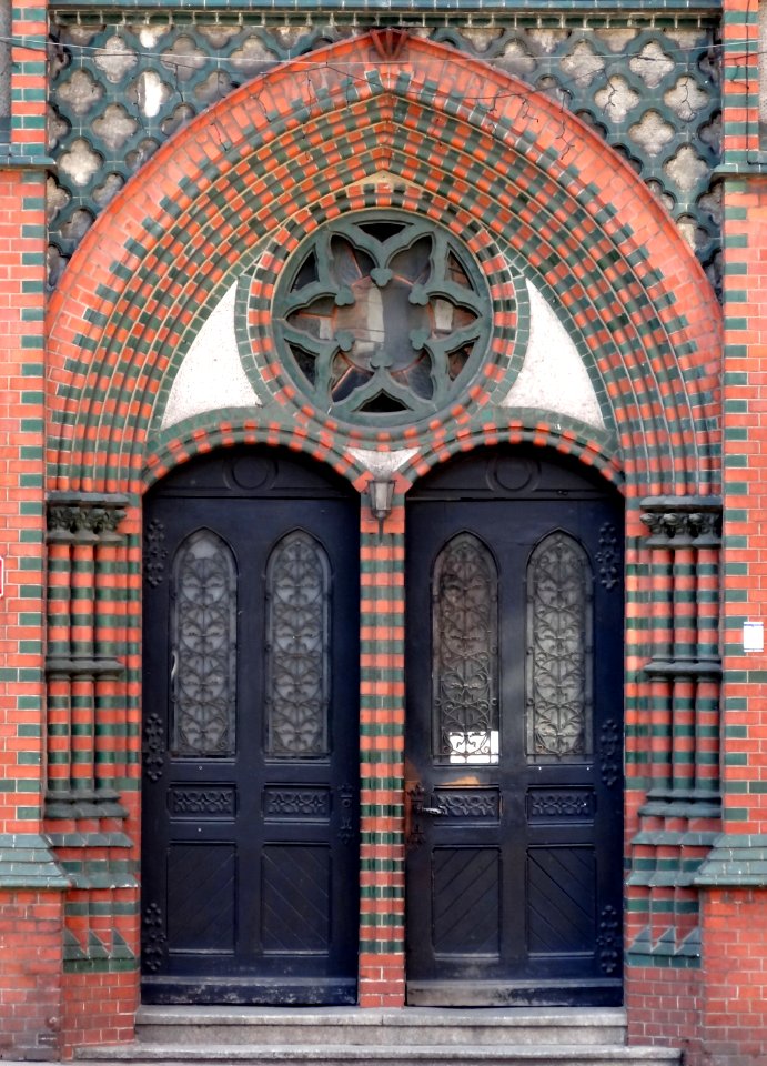 Bdg PocztaGl Jagiellonska 1 07-2013